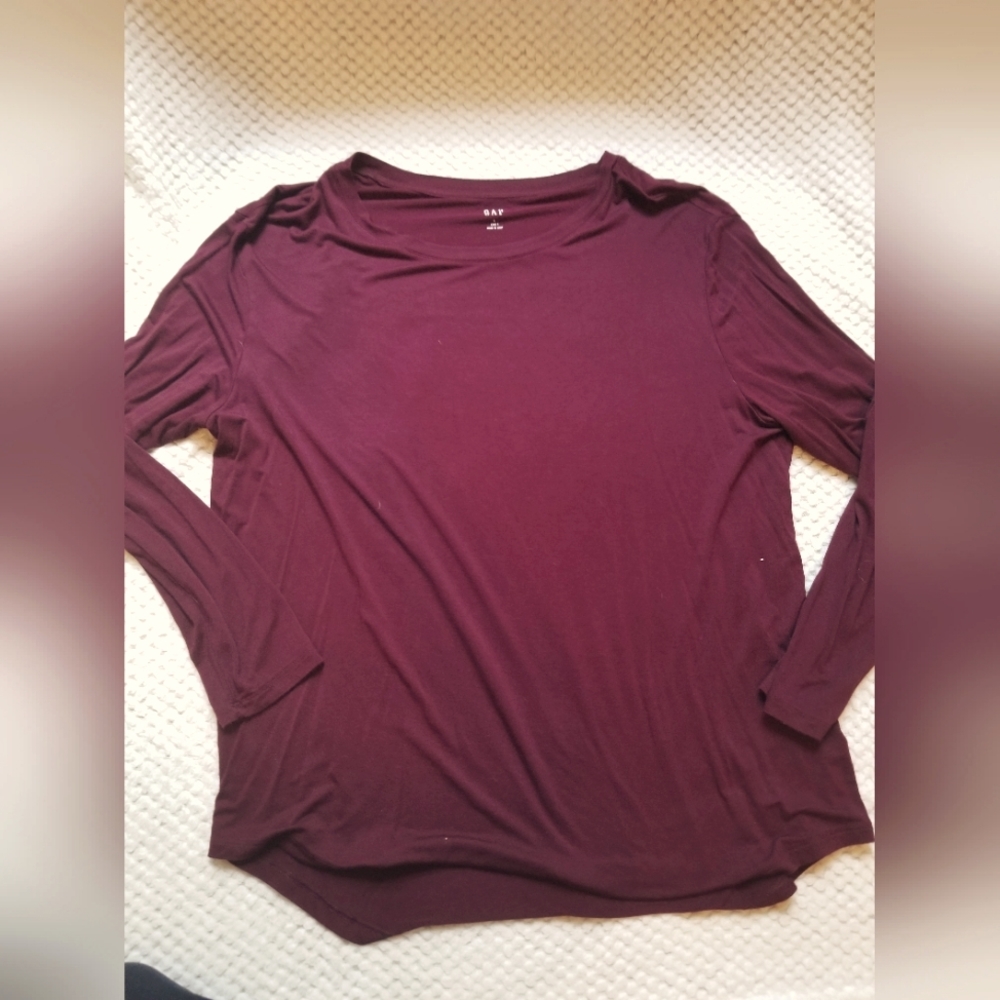 Burgundy lightweight tshirt